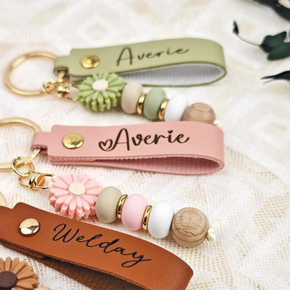 Personalized Name Daisy Beaded Teacher Keychain