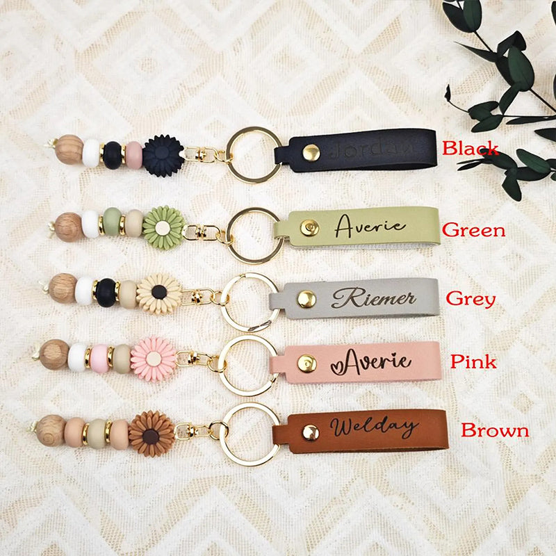 Personalized Name Daisy Beaded Teacher Keychain